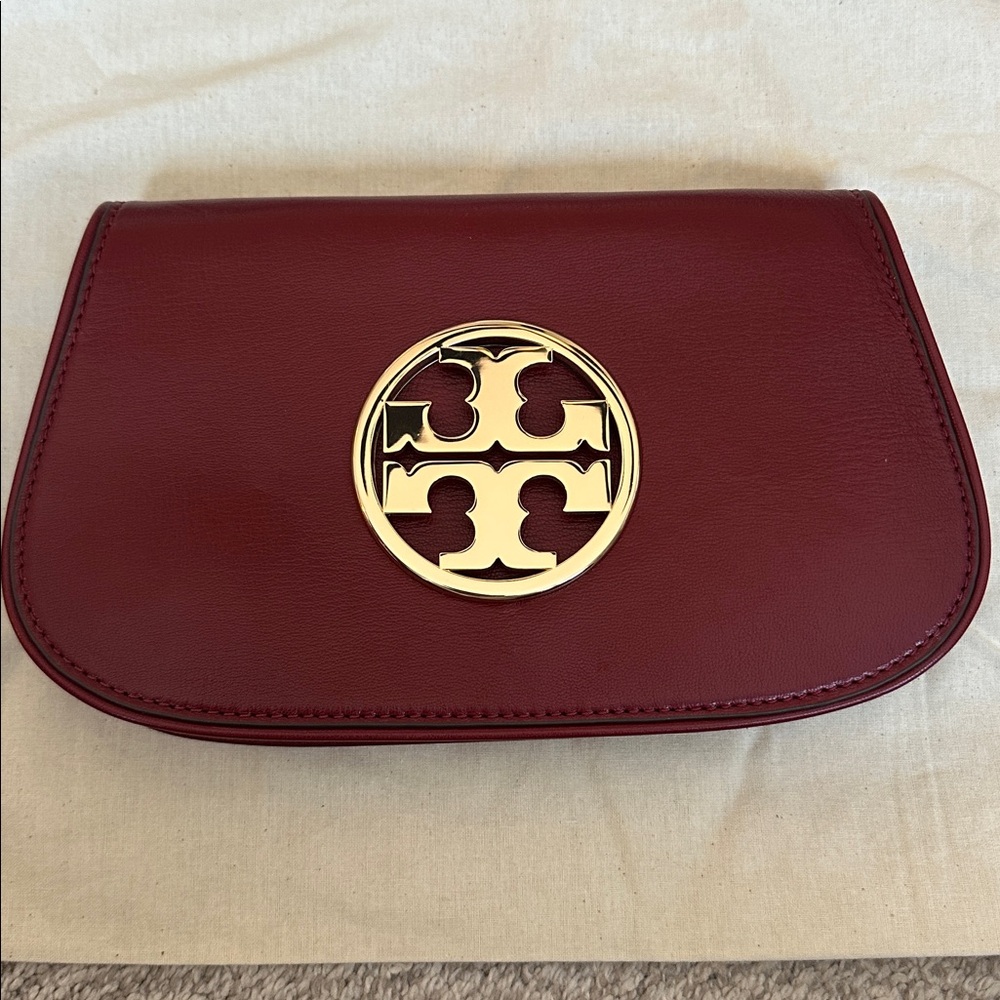 Tory Burch Reva Convertible Leather Clutch & Crossbody Bag In Red